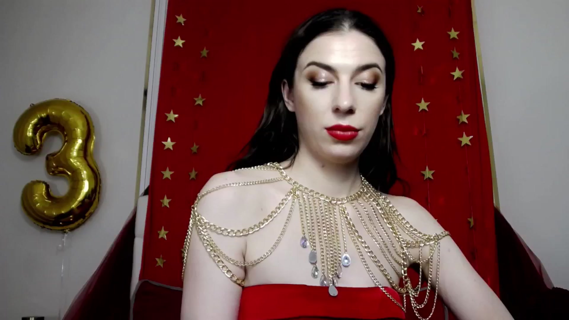 Gallery image thumbnail from AlinaBlank's myfreecams stream on, 12/14/2025, 14:44 image 1 of 20