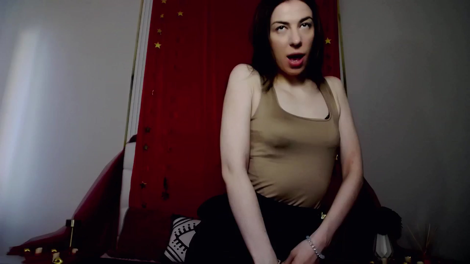 Gallery image thumbnail from AlinaBlank's myfreecams stream on, 12/20/2025, 12:07 image 5 of 20