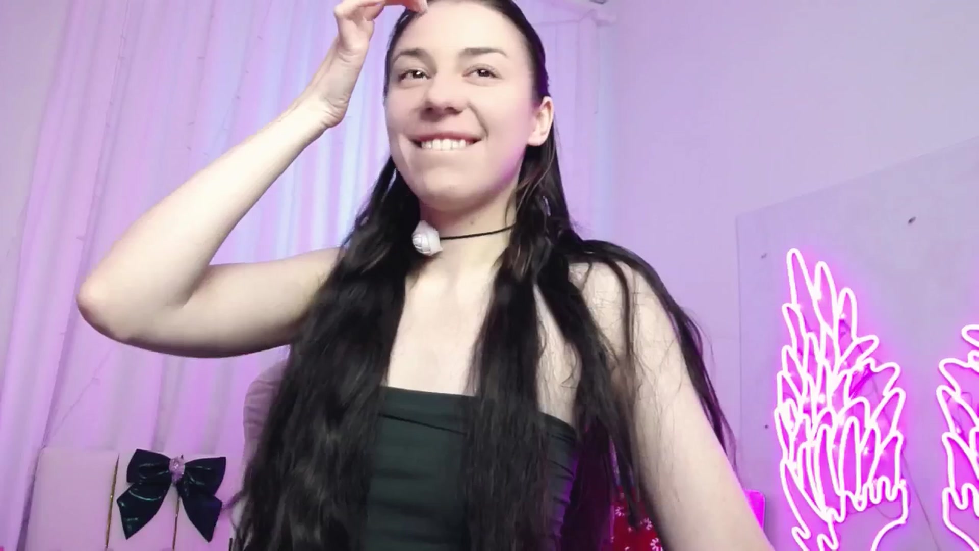 Gallery image thumbnail from AlinaBlank's myfreecams stream on, 12/22/2025, 12:04 image 6 of 20