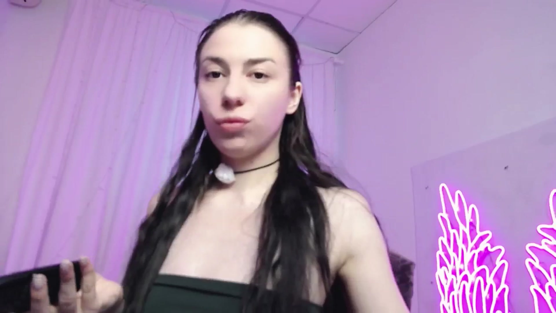 Gallery image thumbnail from AlinaBlank's myfreecams stream on, 12/22/2025, 13:23 image 13 of 20