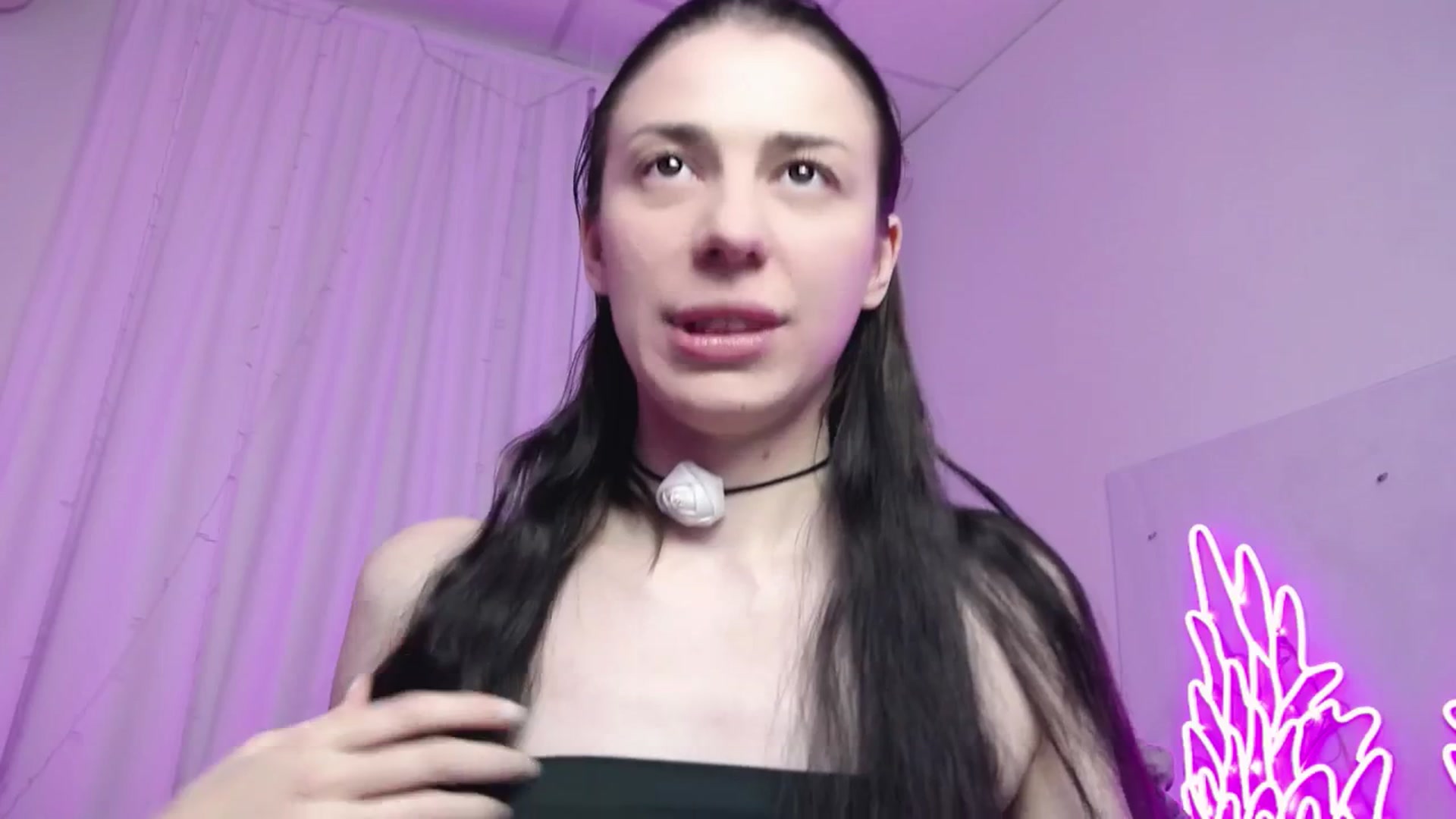 Gallery image thumbnail from AlinaBlank's myfreecams stream on, 12/22/2025, 14:57 image 11 of 20