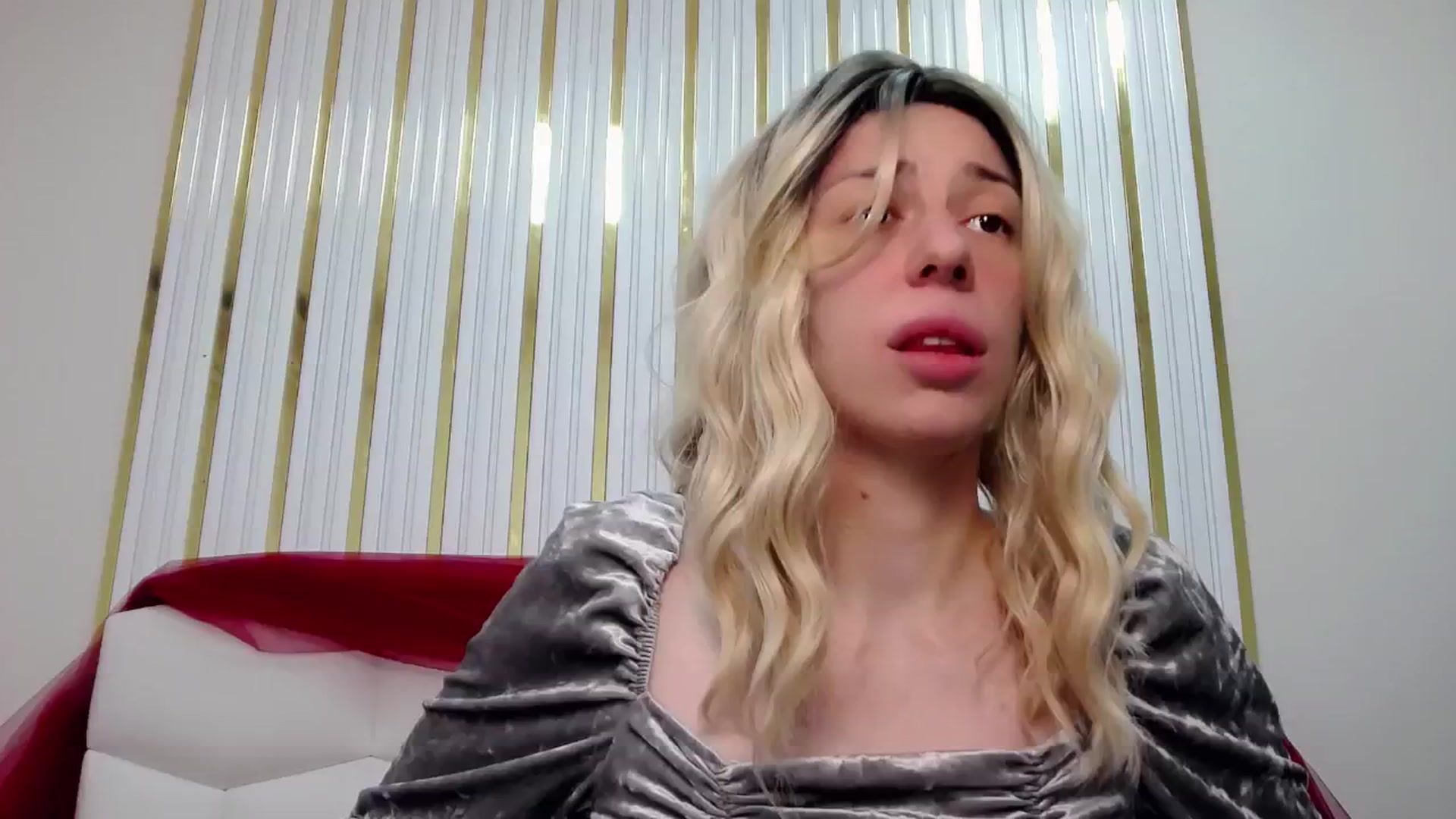 Gallery image thumbnail from AlinaBlank's myfreecams stream on, 01/04/2026, 10:38 image 11 of 20