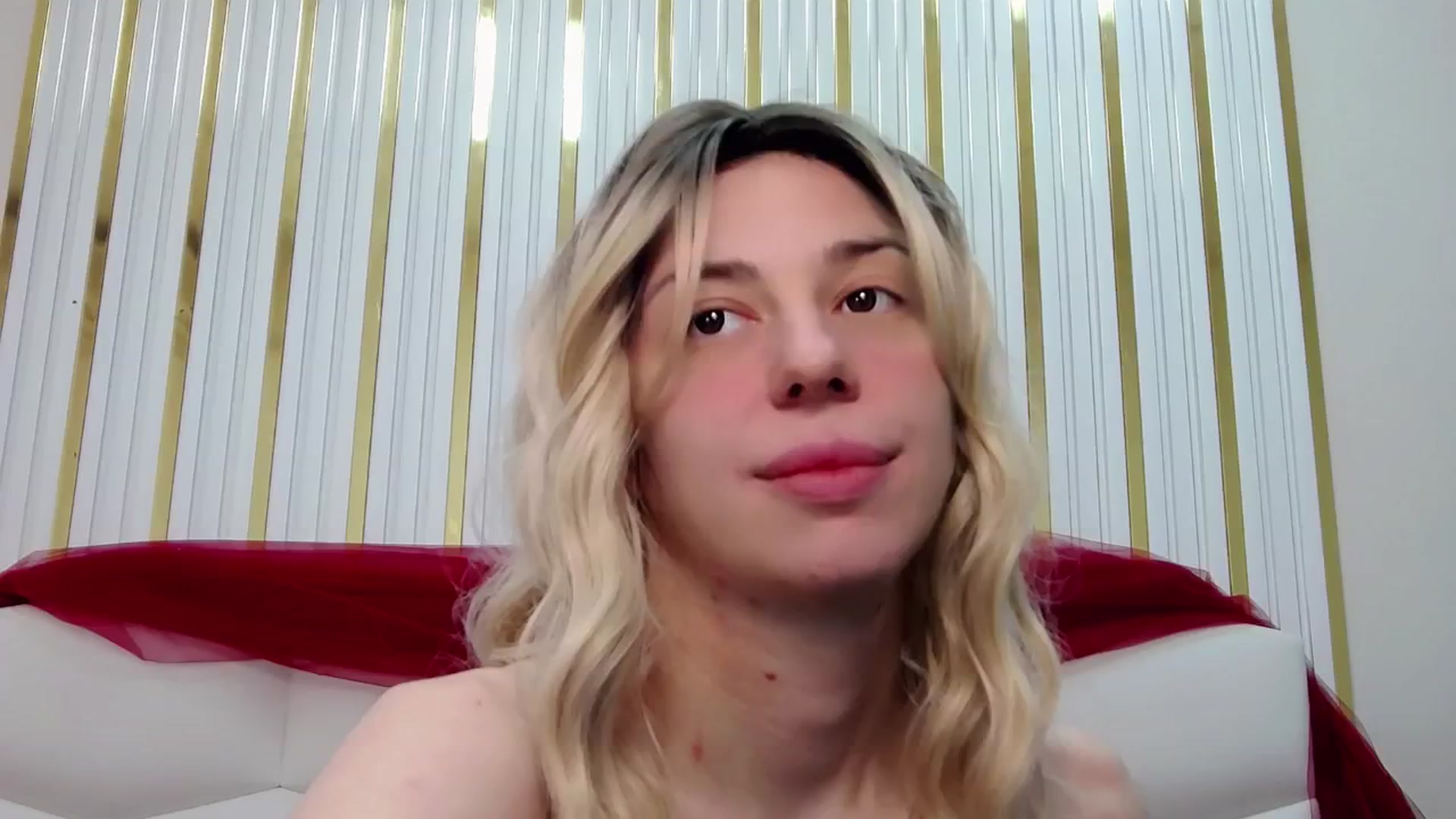 Gallery image thumbnail from AlinaBlank's myfreecams stream on, 01/04/2026, 13:01 image 8 of 20