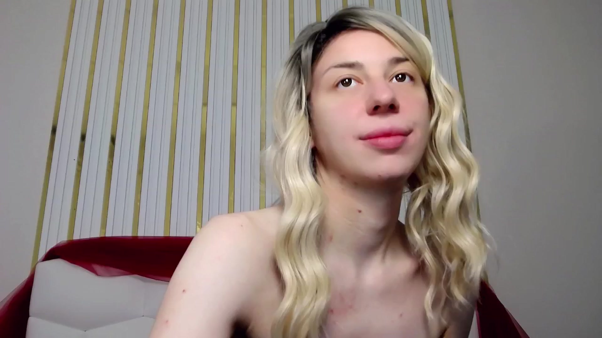 Gallery image thumbnail from AlinaBlank's myfreecams stream on, 01/05/2026, 09:14 image 16 of 20
