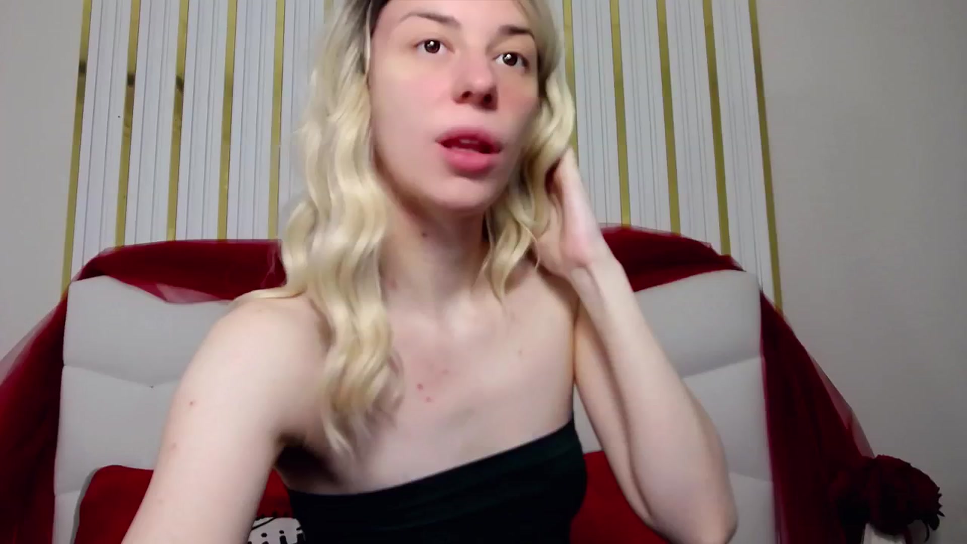 Gallery image thumbnail from AlinaBlank's myfreecams stream on, 01/05/2026, 09:14 image 11 of 20