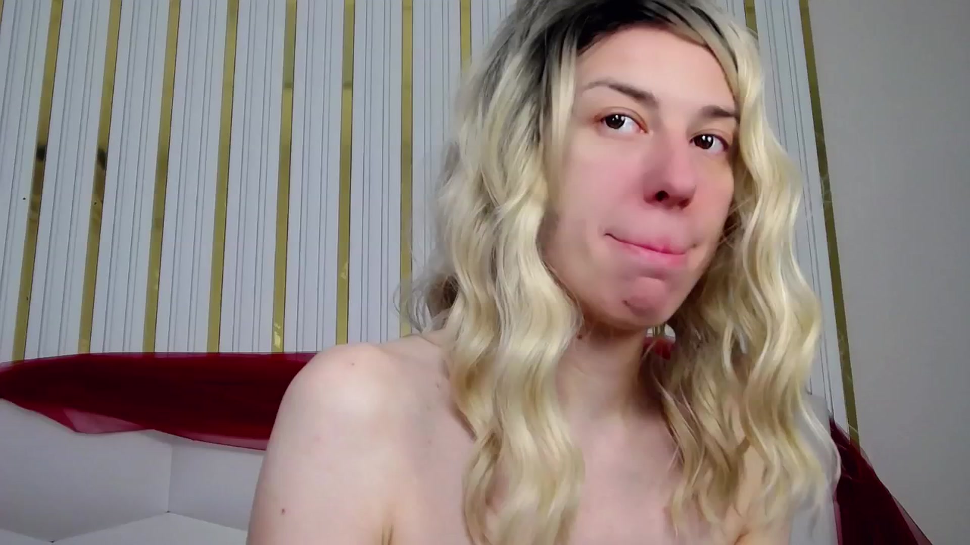 Gallery image thumbnail from AlinaBlank's myfreecams stream on, 01/05/2026, 10:55 image 7 of 20