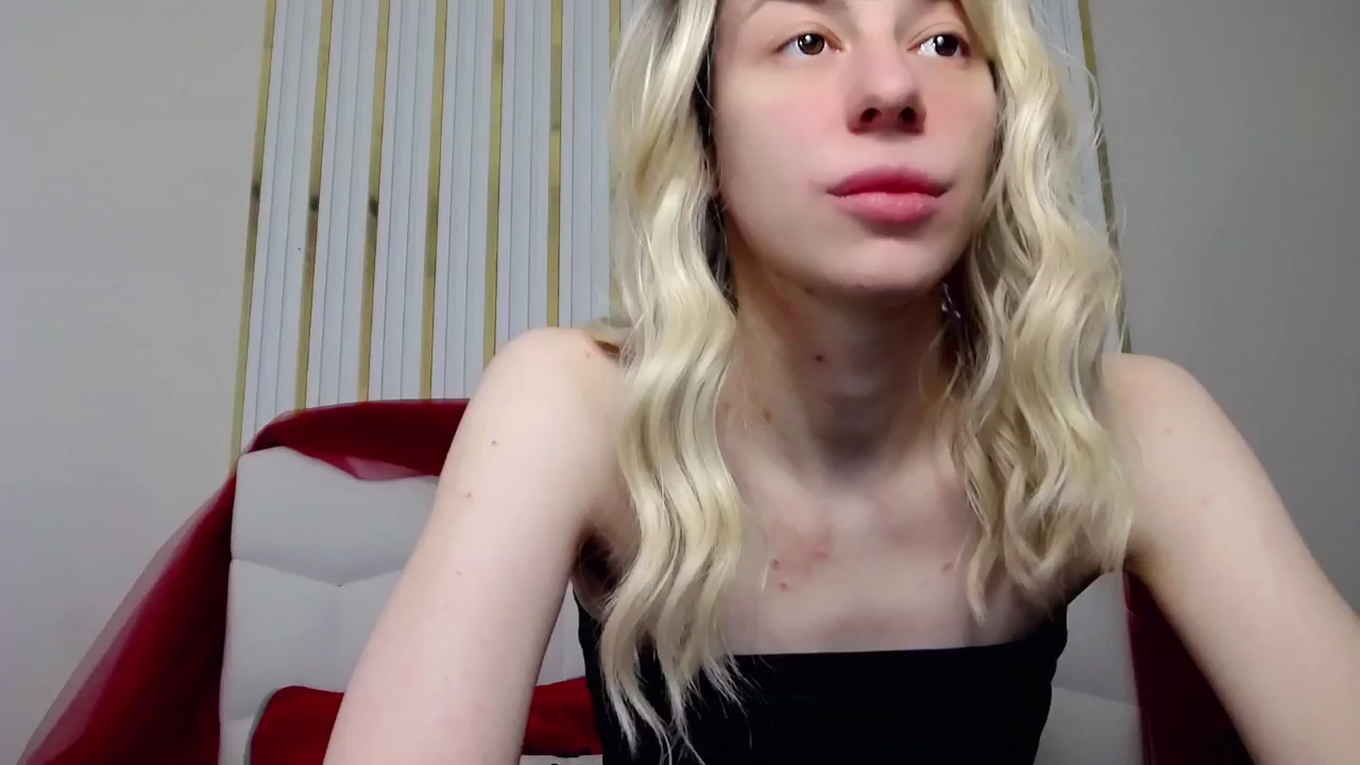 Gallery image thumbnail from AlinaBlank's myfreecams stream on, 01/05/2026, 11:40 image 7 of 20