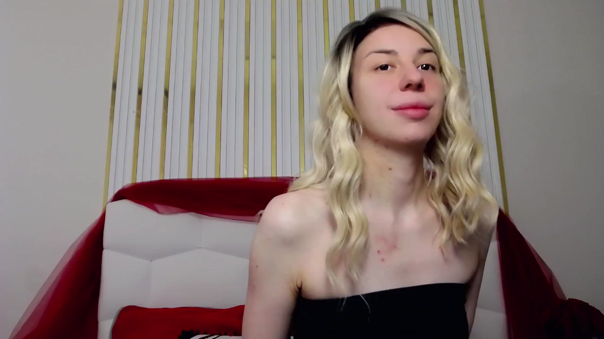 Gallery image thumbnail from AlinaBlank's myfreecams stream on, 01/05/2026, 11:40 image 2 of 20