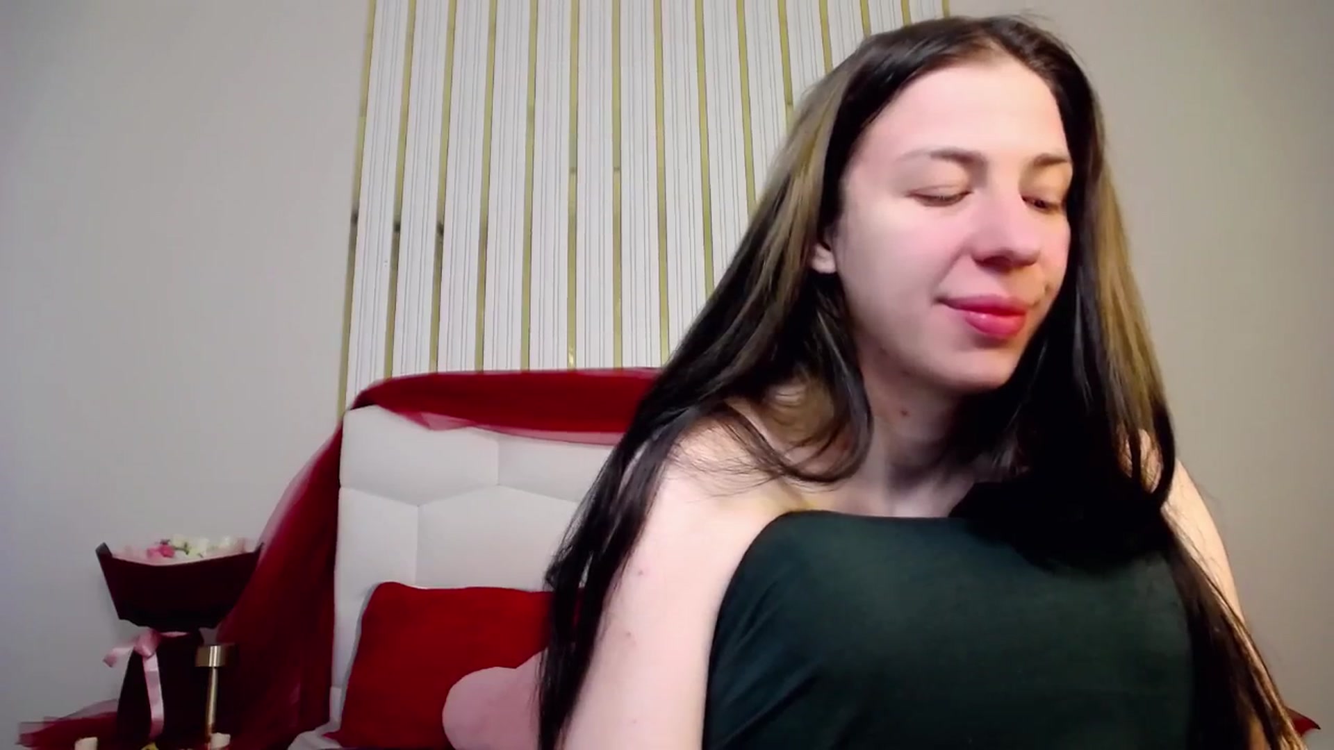 Gallery image thumbnail from AlinaBlank's myfreecams stream on, 01/07/2026, 12:50 image 20 of 20