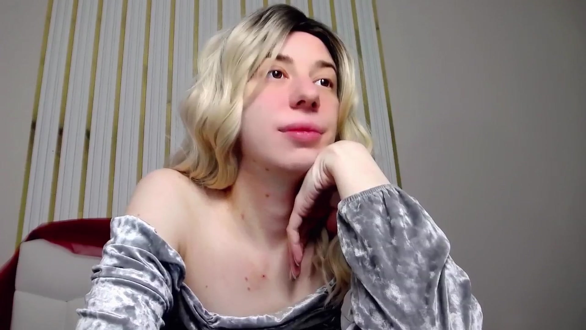 Gallery image thumbnail from AlinaBlank's myfreecams stream on, 01/09/2026, 11:42 image 10 of 20