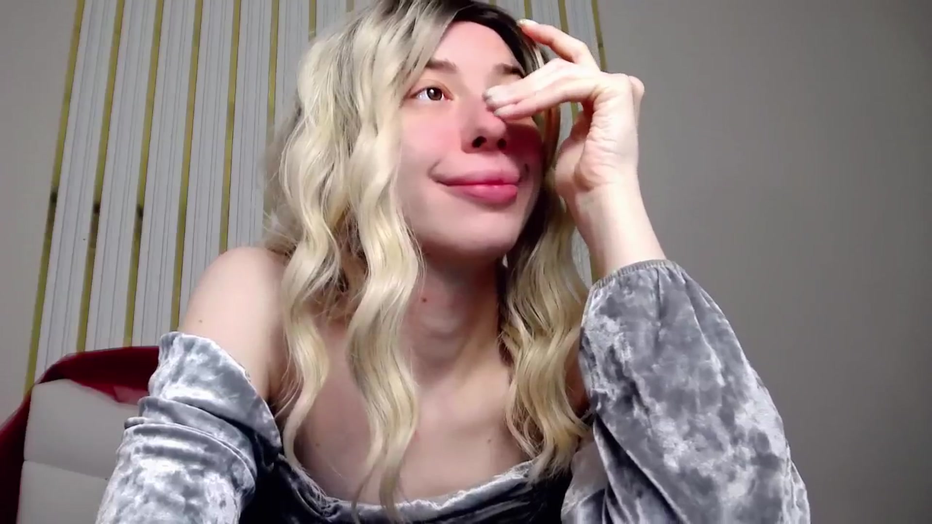 Gallery image thumbnail from AlinaBlank's myfreecams stream on, 01/09/2026, 11:42 image 5 of 20