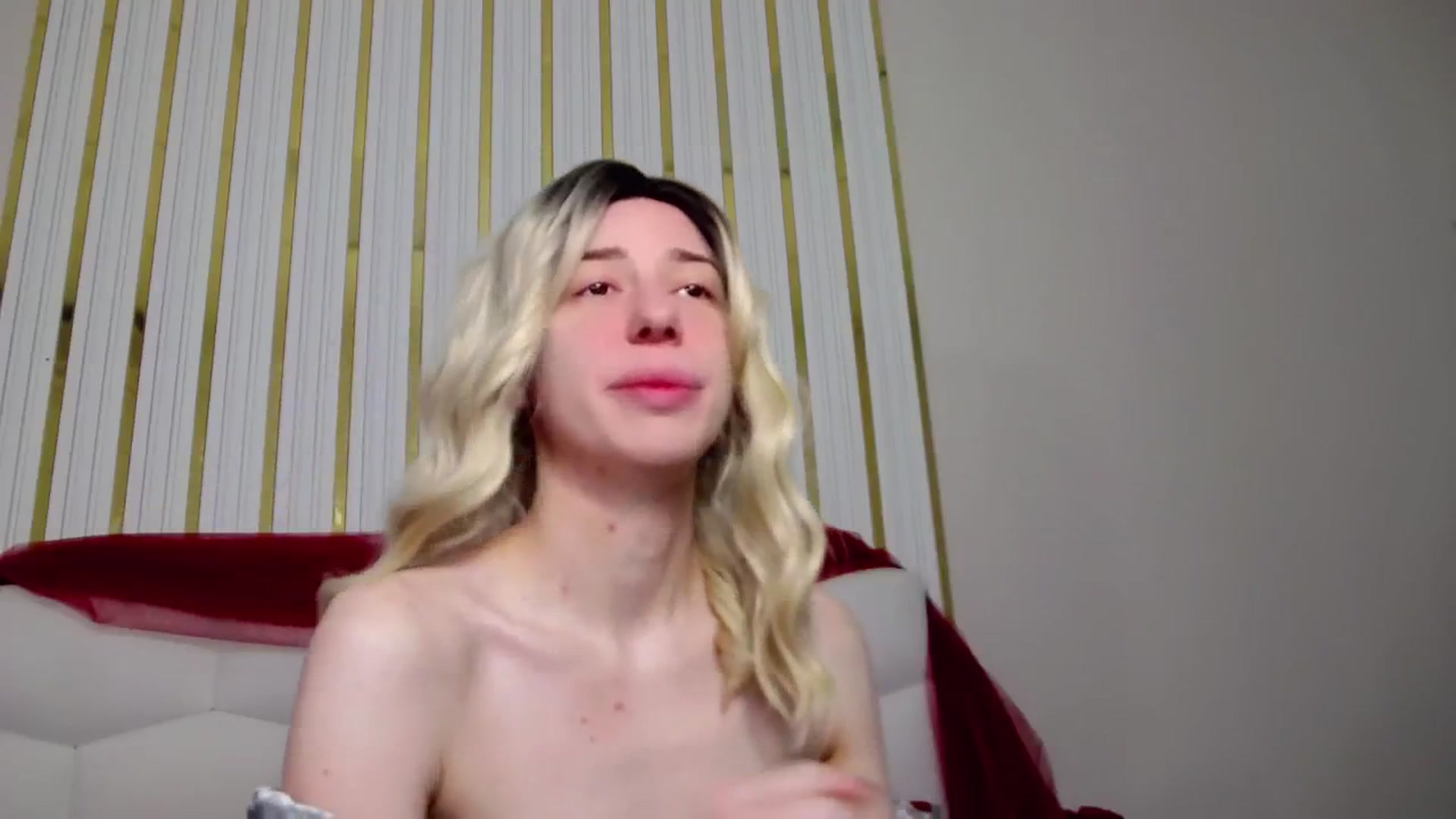 Gallery image thumbnail from AlinaBlank's myfreecams stream on, 01/09/2026, 11:42 image 18 of 20