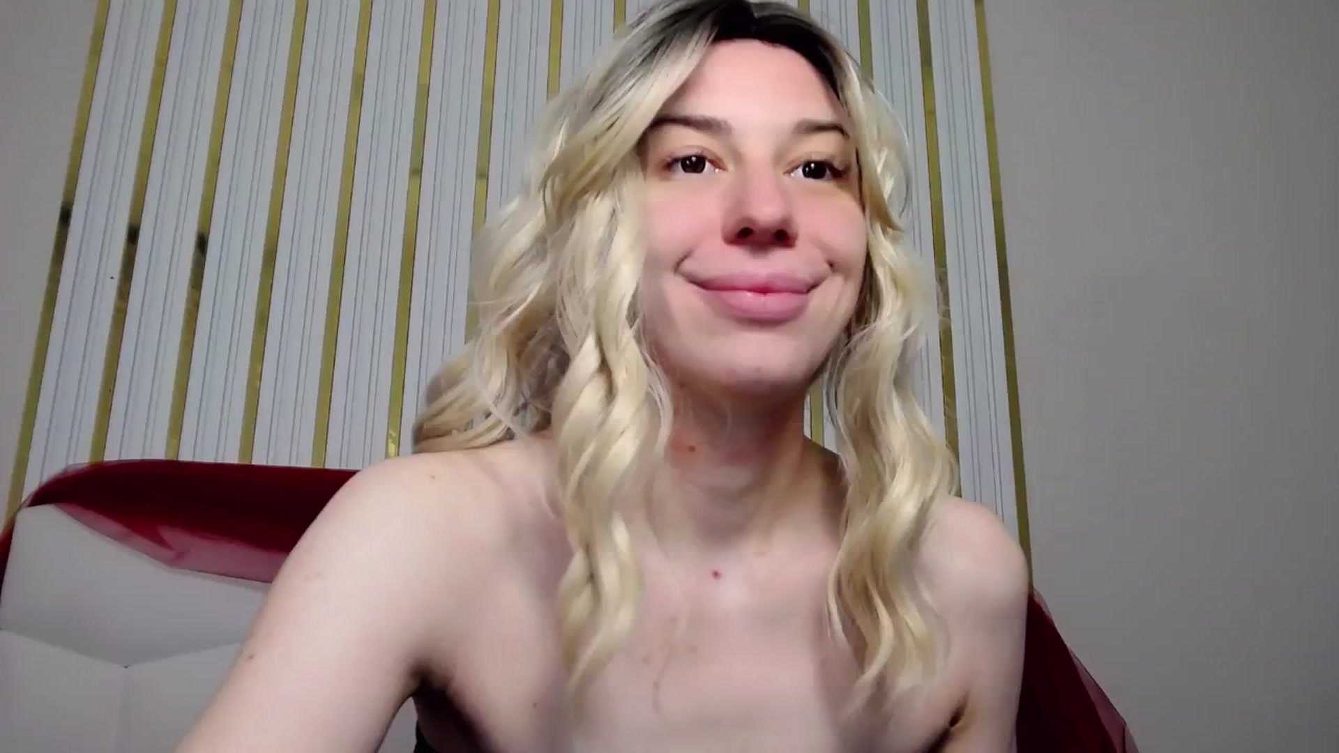 Gallery image thumbnail from AlinaBlank's myfreecams stream on, 01/26/2026, 09:27 image 8 of 20