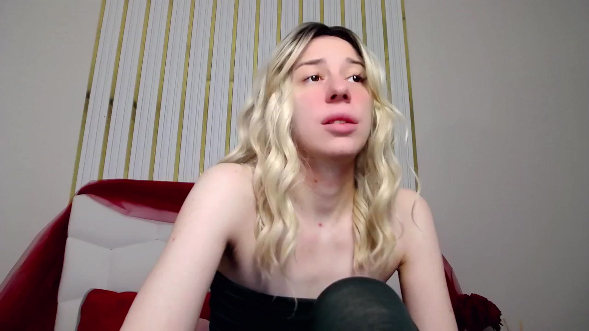 Gallery image thumbnail from AlinaBlank's myfreecams stream on, 01/26/2026, 11:03 image 5 of 20
