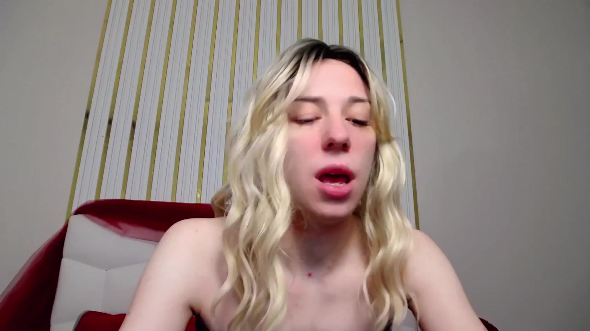 Gallery image thumbnail from AlinaBlank's myfreecams stream on, 01/26/2026, 13:16 image 20 of 20