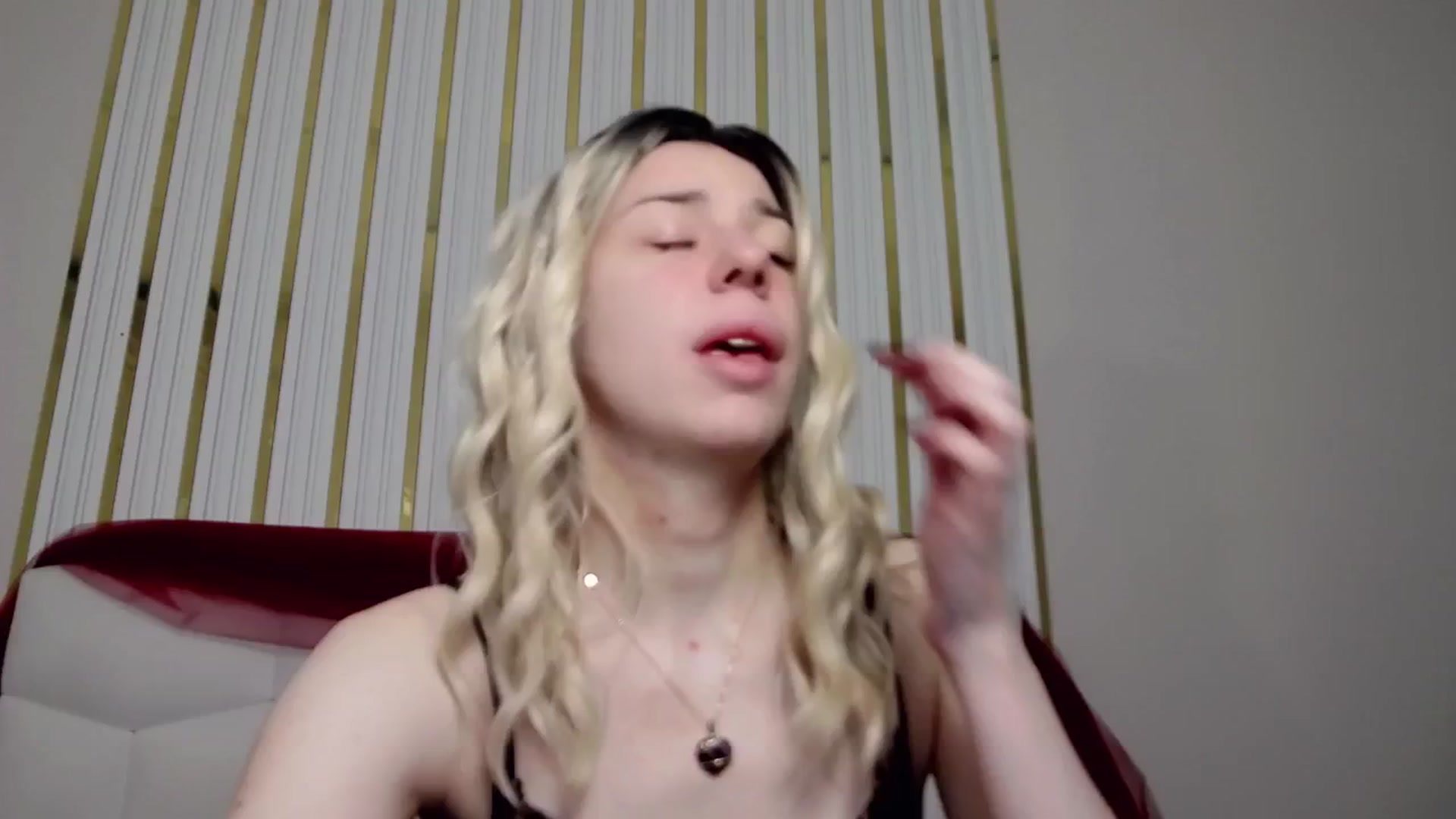 Gallery image thumbnail from AlinaBlank's myfreecams stream on, 01/29/2026, 09:58 image 10 of 20