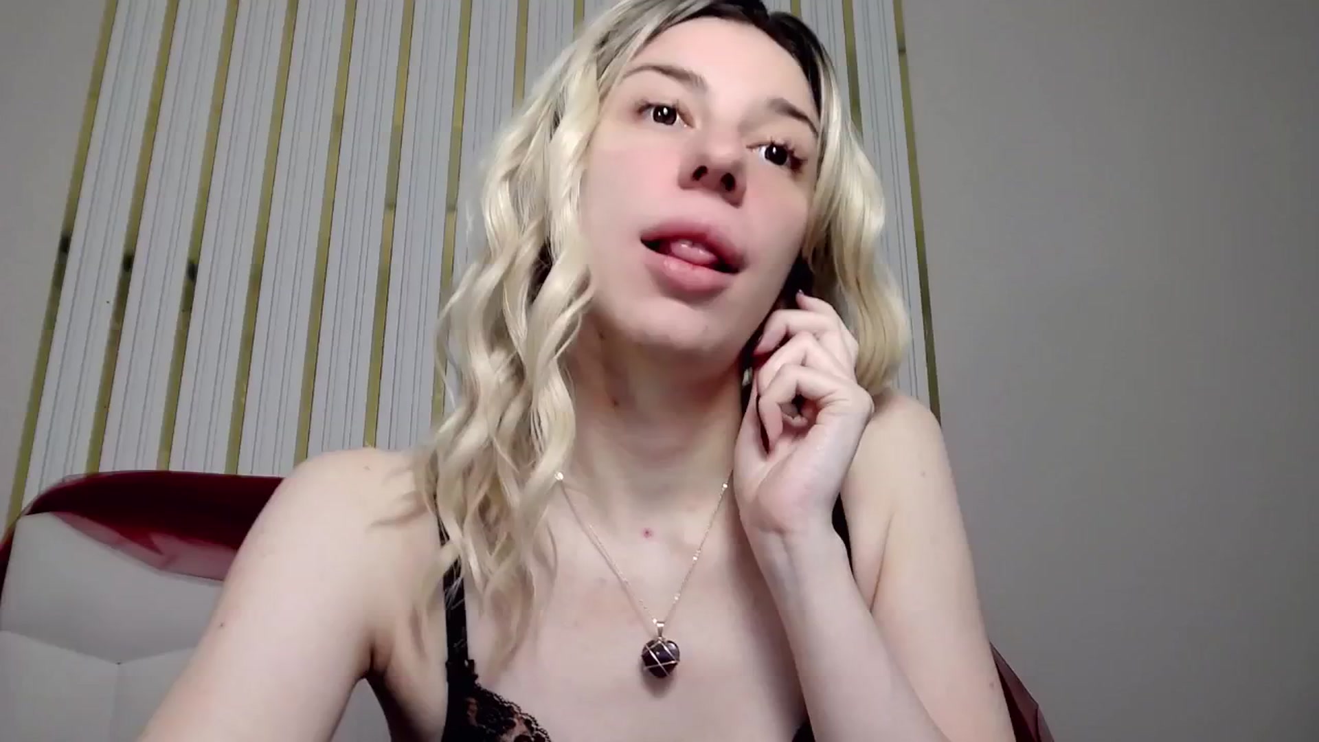 Gallery image thumbnail from AlinaBlank's myfreecams stream on, 01/29/2026, 09:58 image 16 of 20