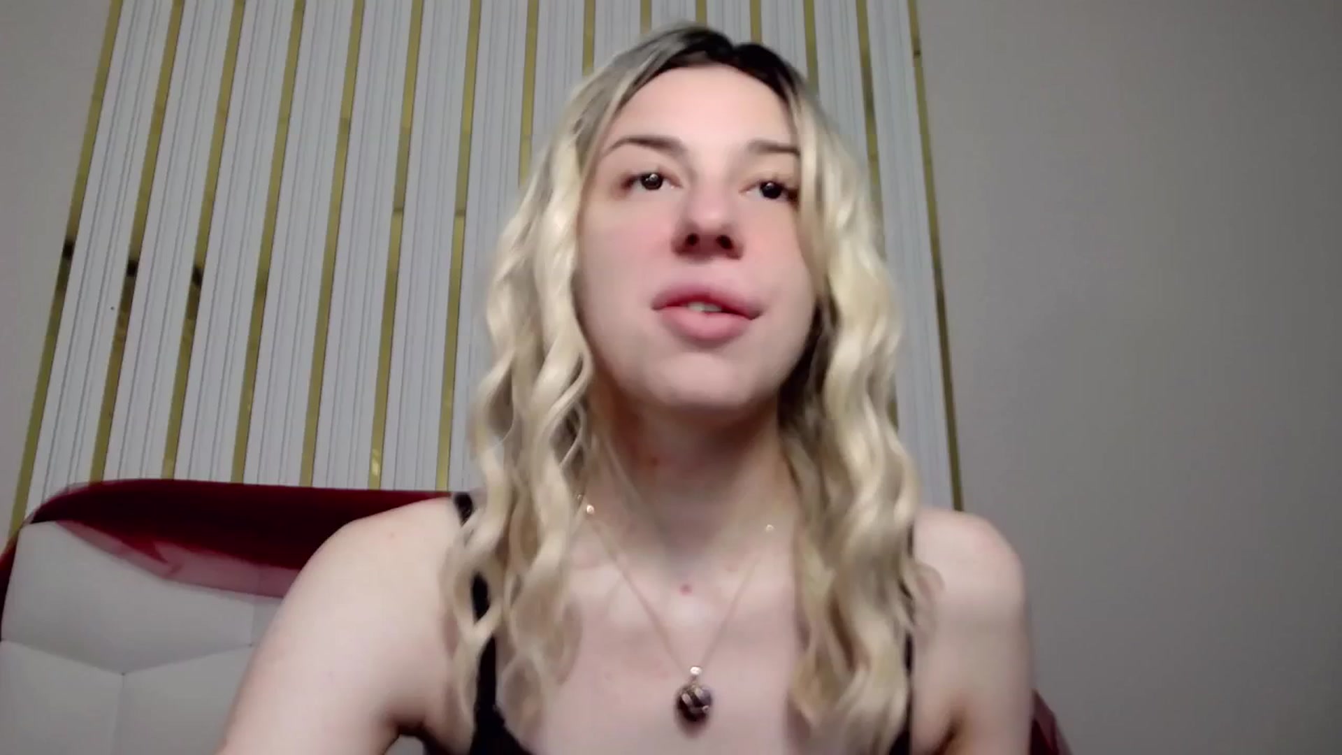 Gallery image thumbnail from AlinaBlank's myfreecams stream on, 01/29/2026, 09:58 image 9 of 20