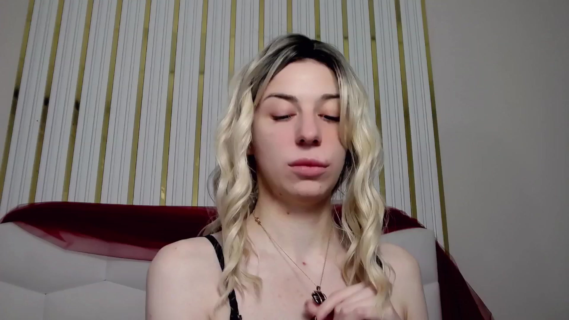 Gallery image thumbnail from AlinaBlank's myfreecams stream on, 01/29/2026, 10:56 image 5 of 20