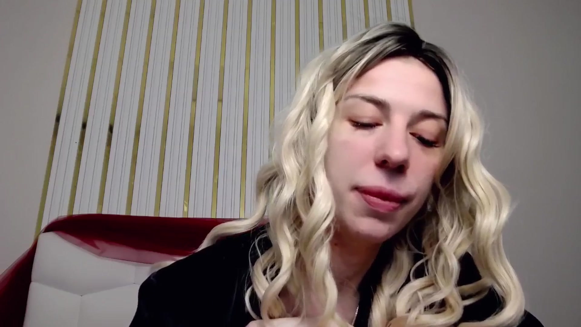 Gallery image thumbnail from AlinaBlank's myfreecams stream on, 01/29/2026, 12:31 image 18 of 20