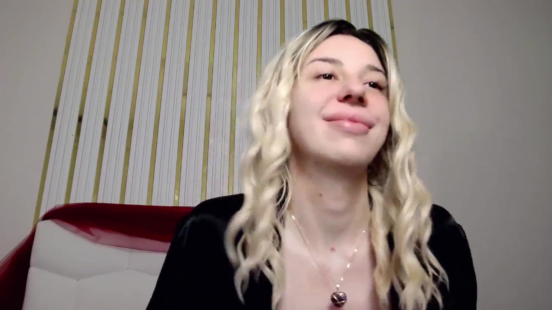 Gallery image thumbnail from AlinaBlank's myfreecams stream on, 01/29/2026, 12:31 image 5 of 20