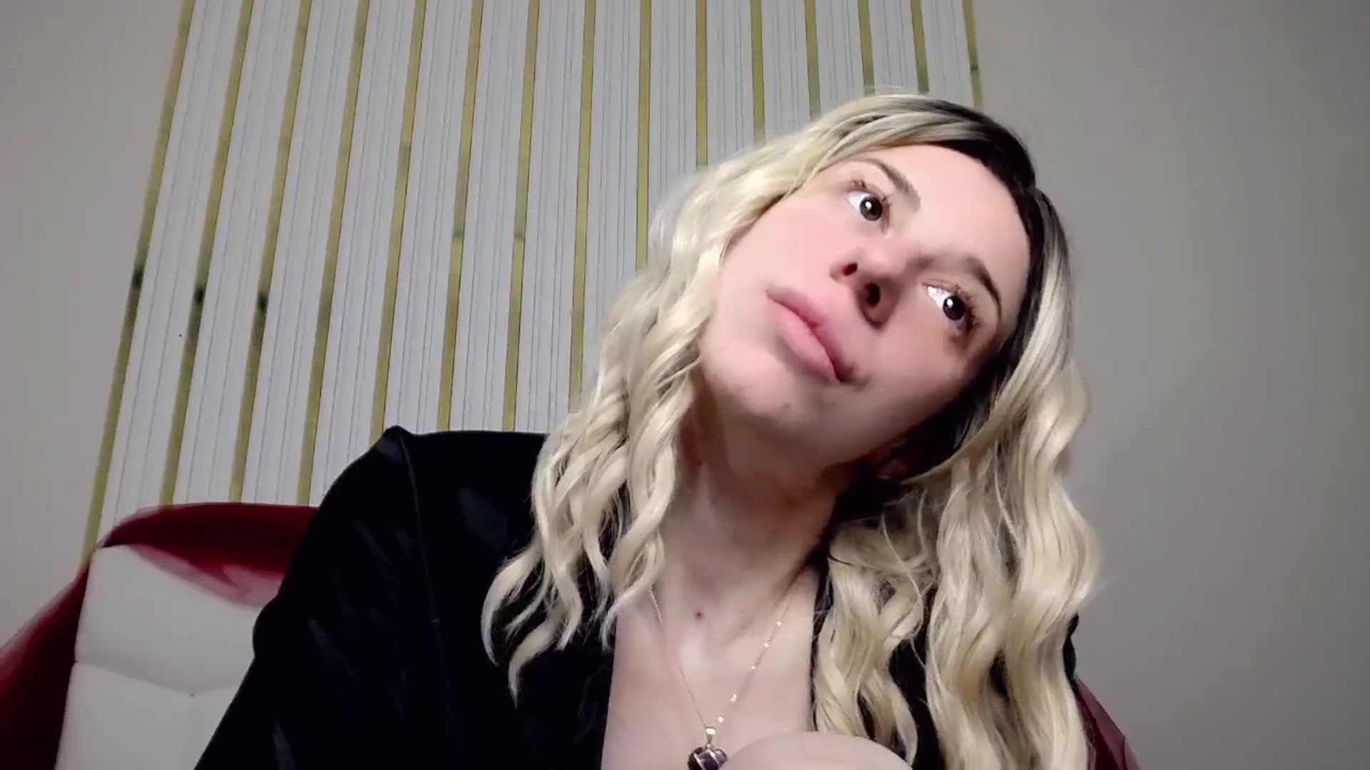 Gallery image thumbnail from AlinaBlank's myfreecams stream on, 01/29/2026, 12:31 image 8 of 20