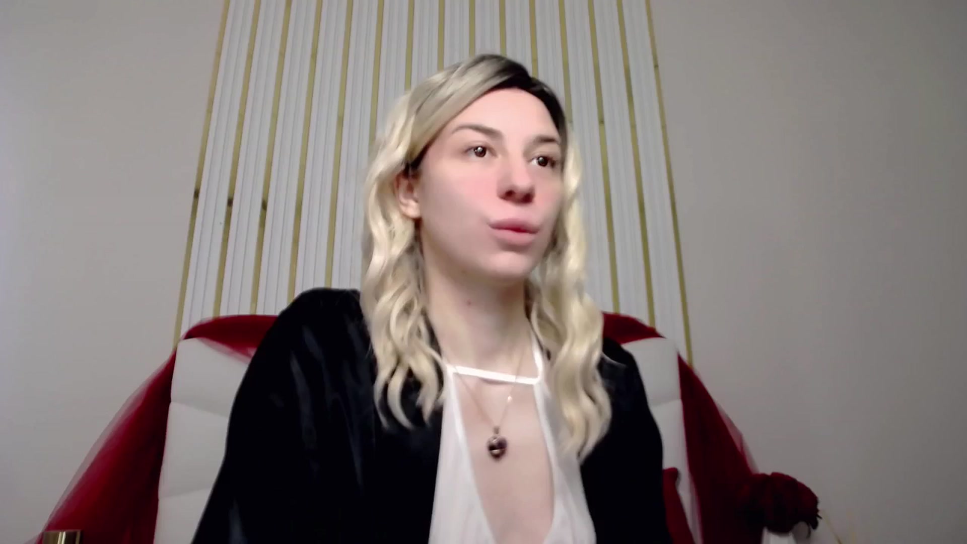 Gallery image thumbnail from AlinaBlank's myfreecams stream on, 01/31/2026, 12:02 image 15 of 20