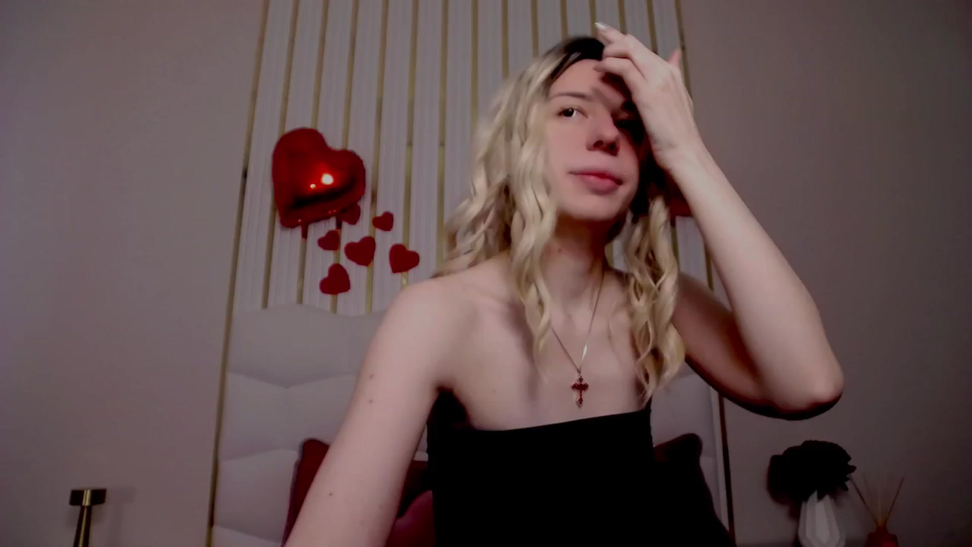 Gallery image thumbnail from AlinaBlank's myfreecams stream on, 02/15/2026, 11:46 image 6 of 20