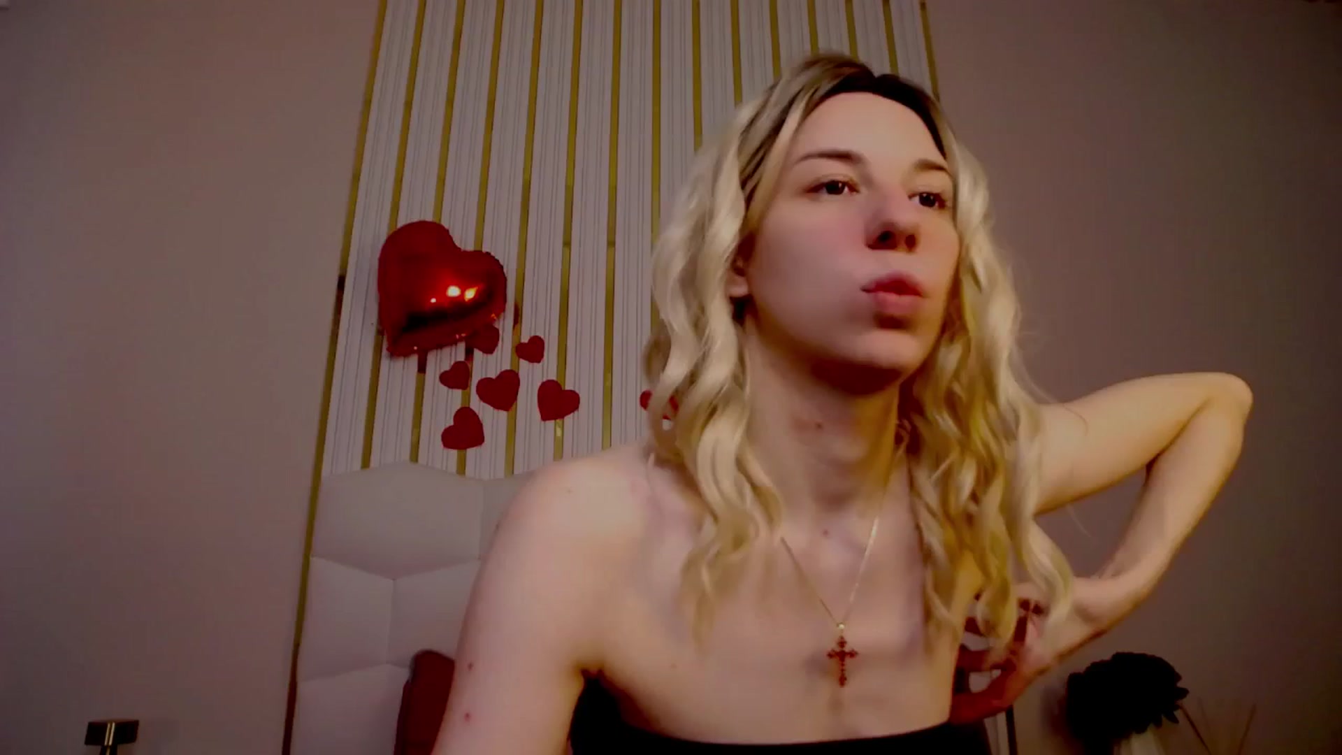 Gallery image thumbnail from AlinaBlank's myfreecams stream on, 02/15/2026, 11:46 image 12 of 20
