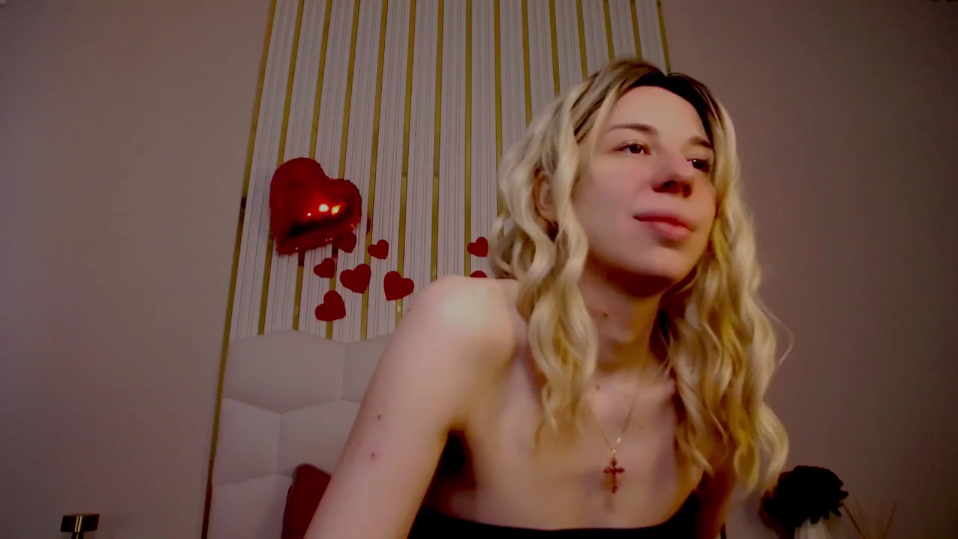Gallery image thumbnail from AlinaBlank's myfreecams stream on, 02/15/2026, 11:46 image 14 of 20