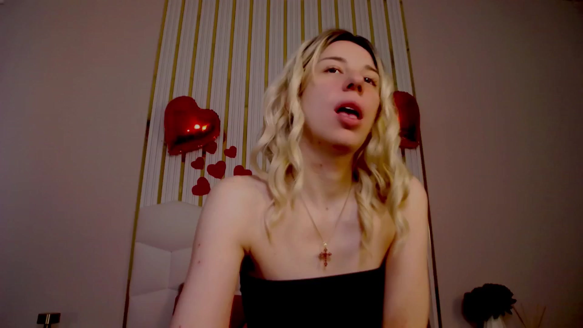 Gallery image thumbnail from AlinaBlank's myfreecams stream on, 02/15/2026, 11:46 image 15 of 20