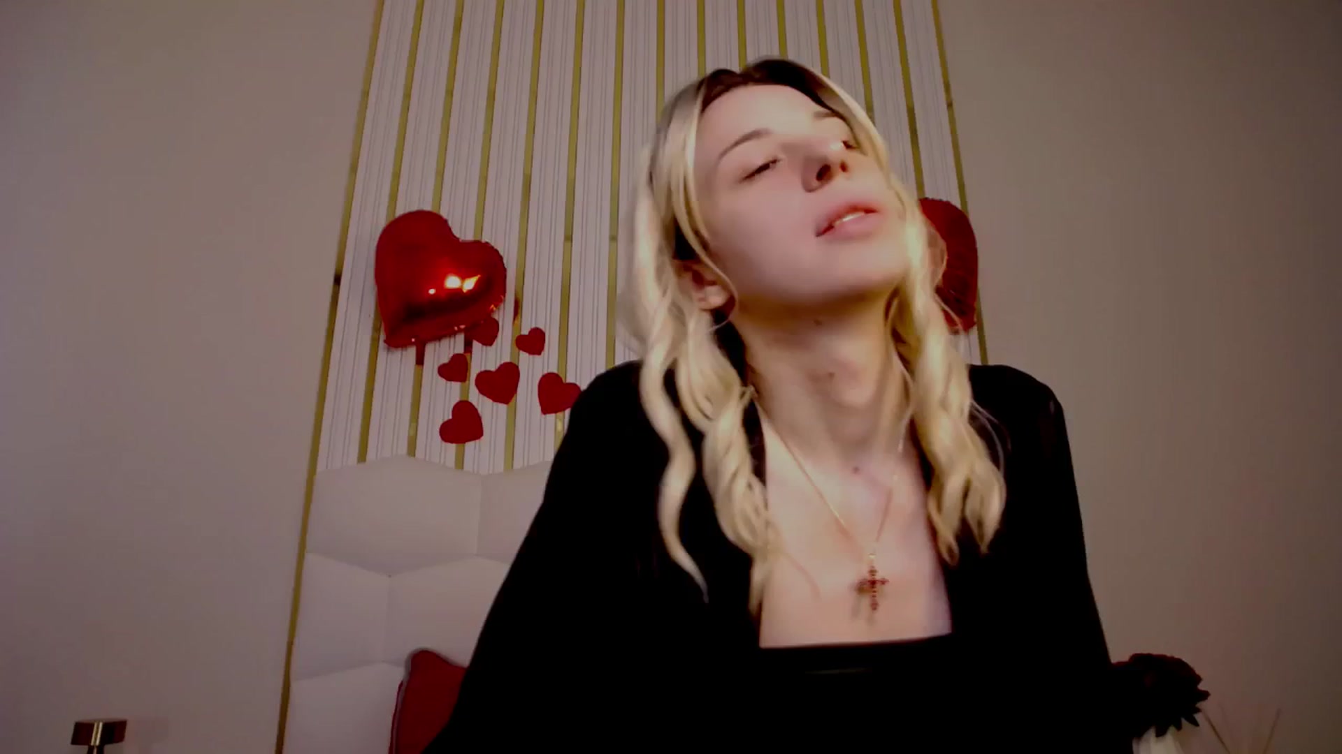 Gallery image thumbnail from AlinaBlank's myfreecams stream on, 02/15/2026, 12:14 image 3 of 20