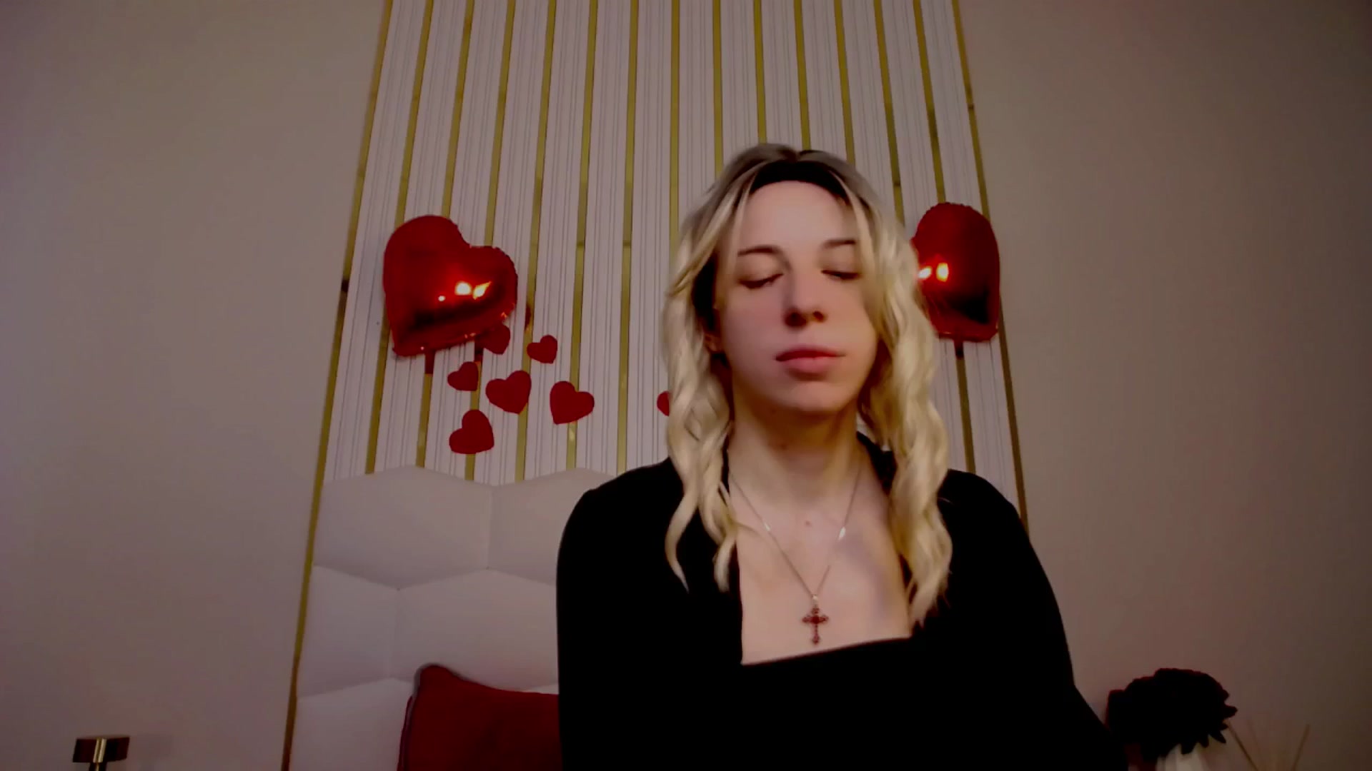 Gallery image thumbnail from AlinaBlank's myfreecams stream on, 02/15/2026, 12:14 image 6 of 20
