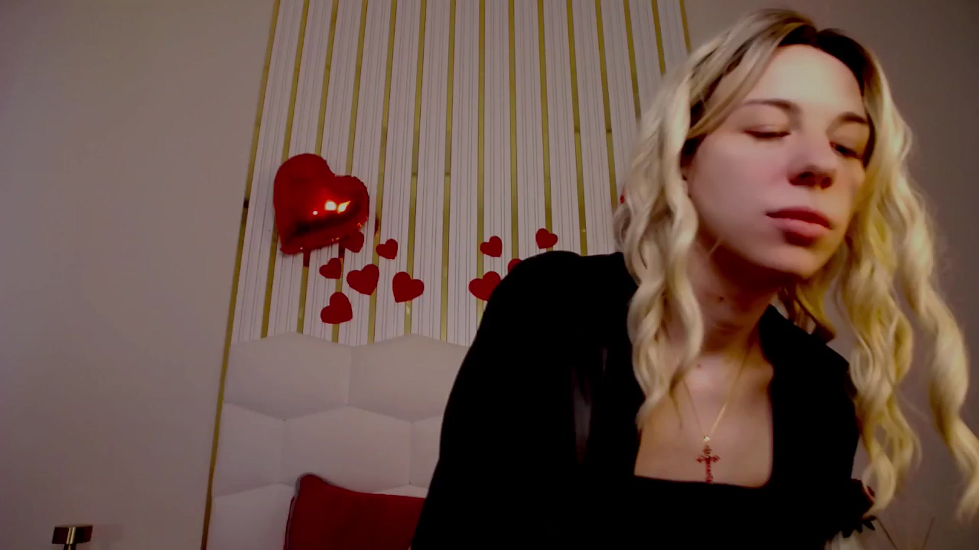Gallery image thumbnail from AlinaBlank's myfreecams stream on, 02/15/2026, 12:14 image 15 of 20