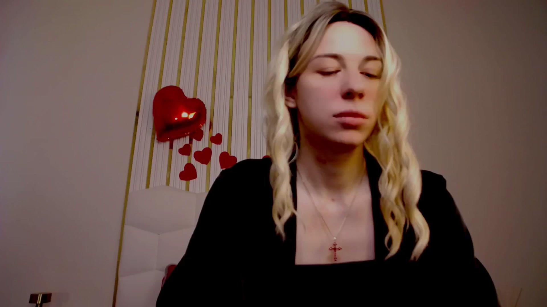 Gallery image thumbnail from AlinaBlank's myfreecams stream on, 02/15/2026, 12:14 image 14 of 20