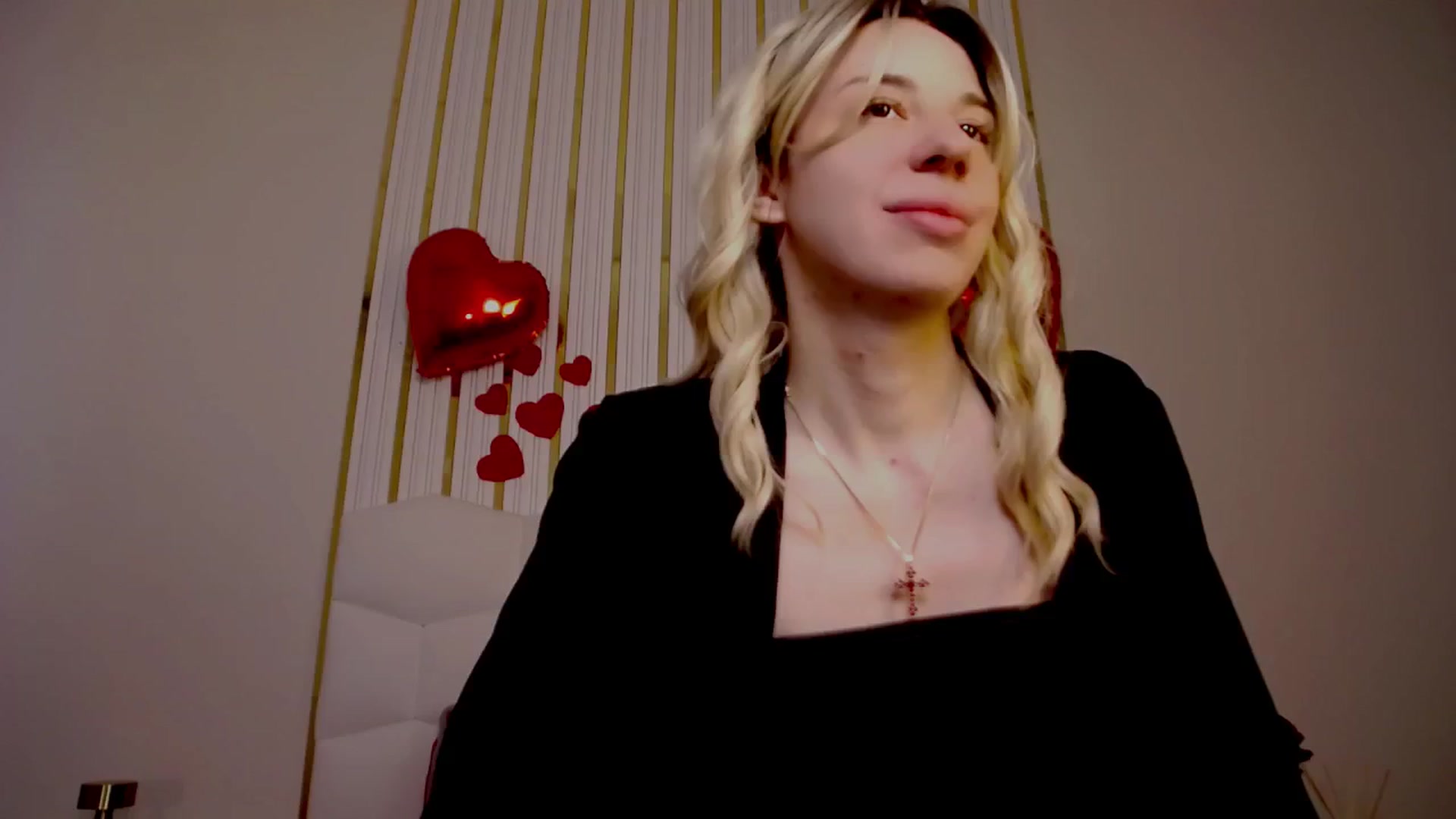 Gallery image thumbnail from AlinaBlank's myfreecams stream on, 02/15/2026, 12:14 image 4 of 20