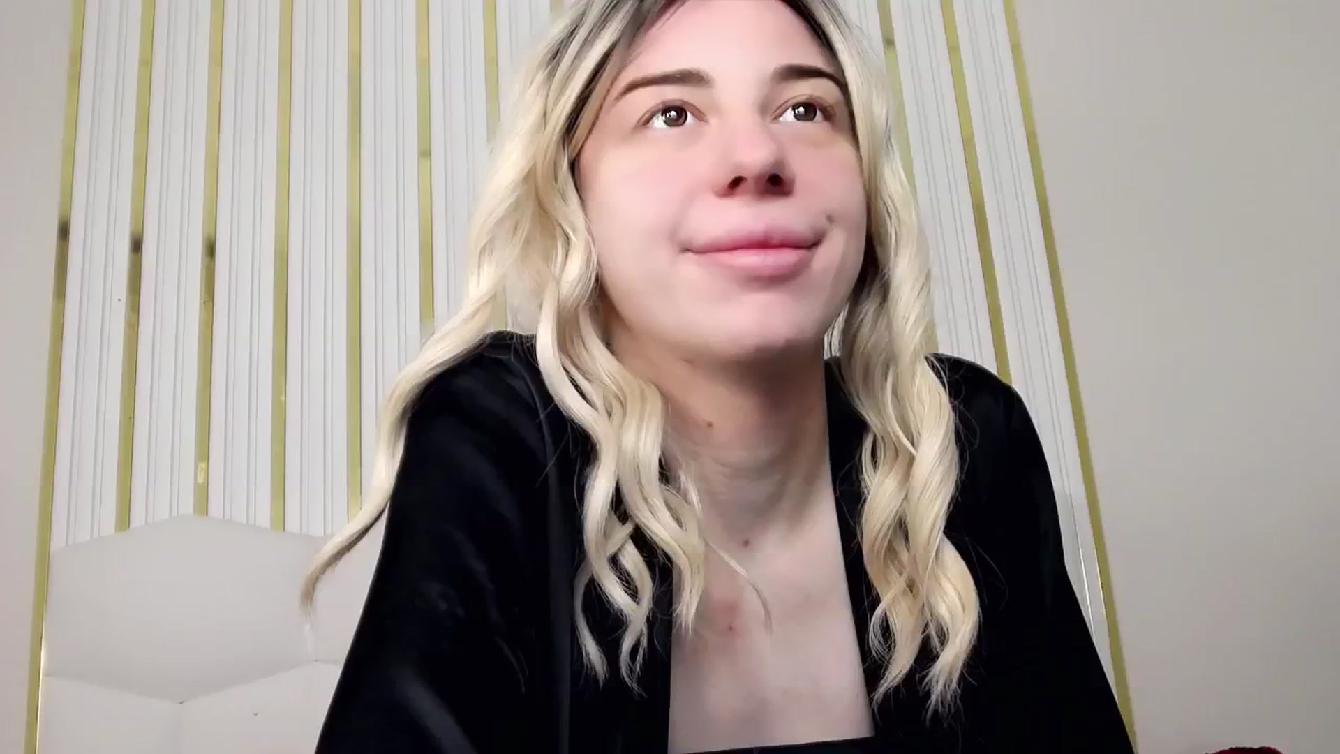 Gallery image thumbnail from AlinaBlank's myfreecams stream on, 02/23/2026, 13:04 image 6 of 20