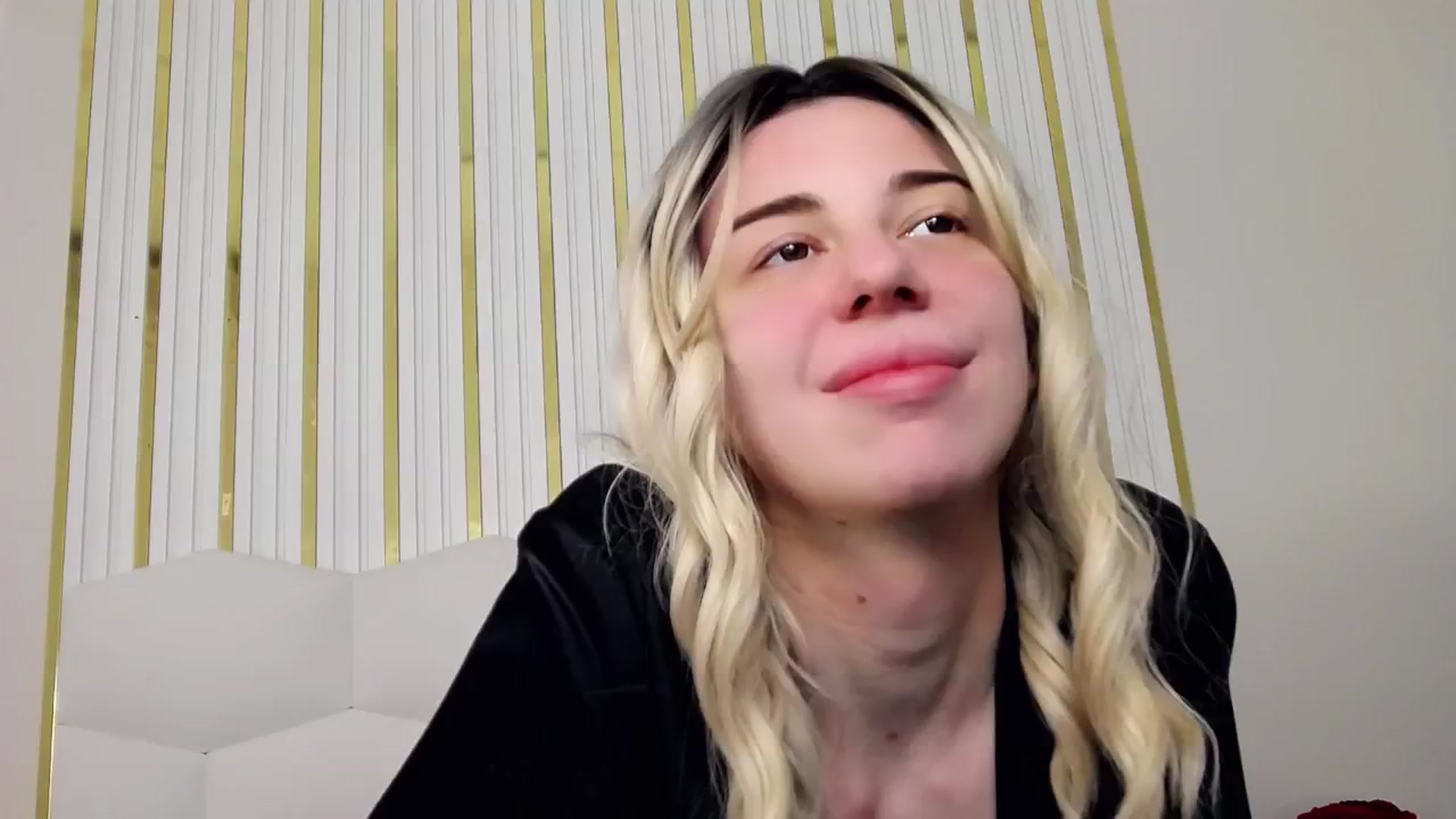 Gallery image thumbnail from AlinaBlank's myfreecams stream on, 02/23/2026, 14:56 image 15 of 20
