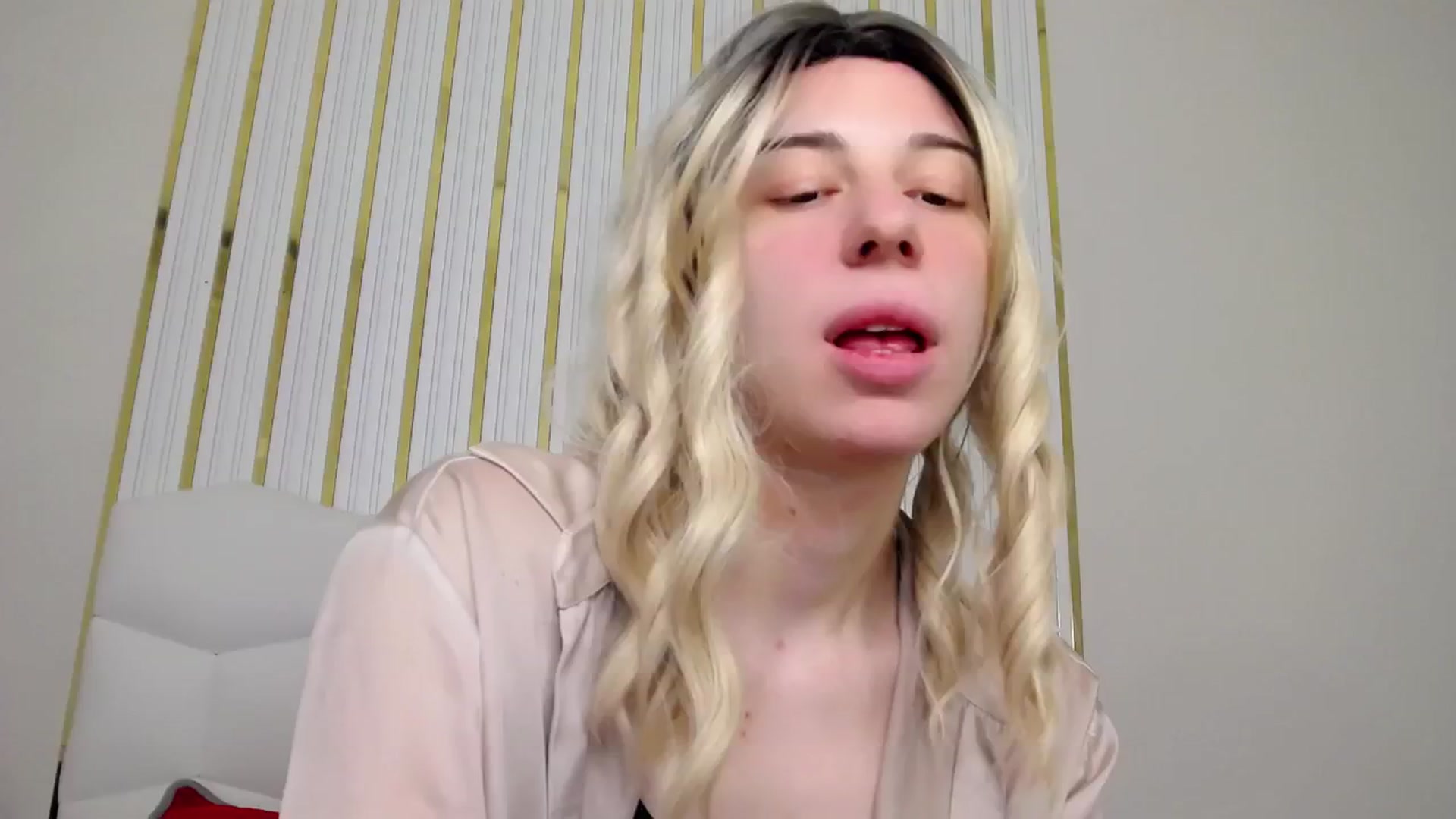 Gallery image thumbnail from AlinaBlank's myfreecams stream on, 02/28/2026, 17:53 image 4 of 20