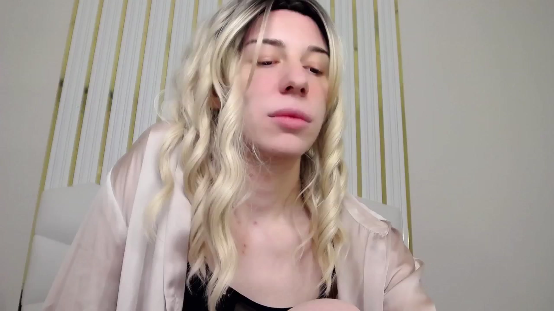 Gallery image thumbnail from AlinaBlank's myfreecams stream on, 02/28/2026, 17:53 image 10 of 20