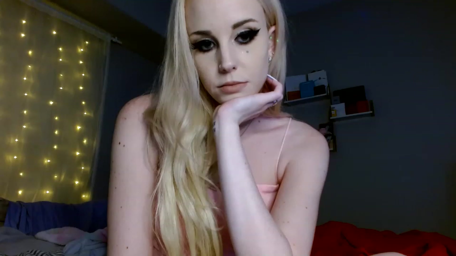 Gallery image thumbnail from AlinaDelaney's myfreecams stream on, 03/29/2023, 21:13 image 7 of 20