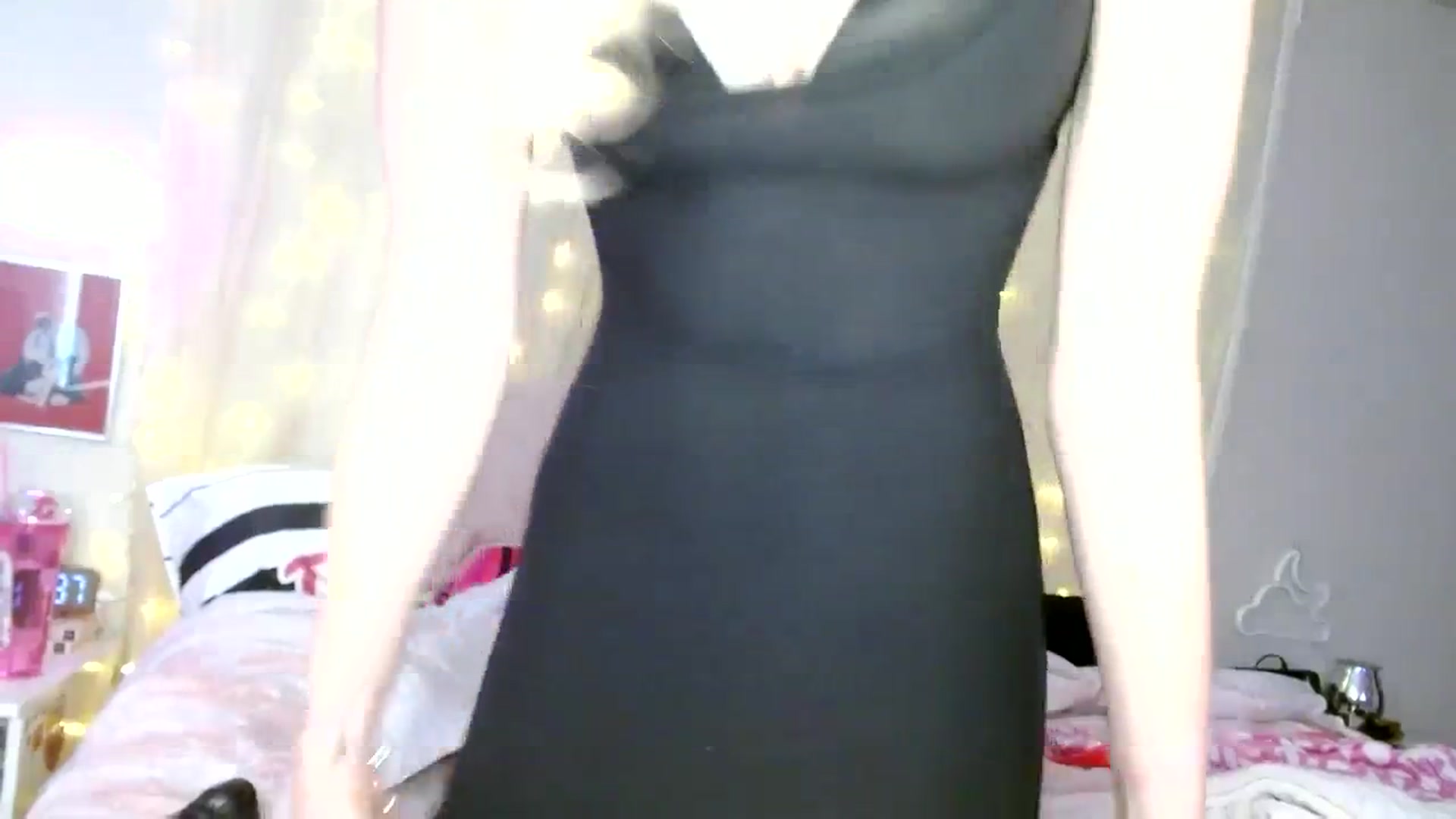 Gallery image thumbnail from AlinaDelaney's myfreecams stream on, 08/29/2023, 17:42 image 19 of 20