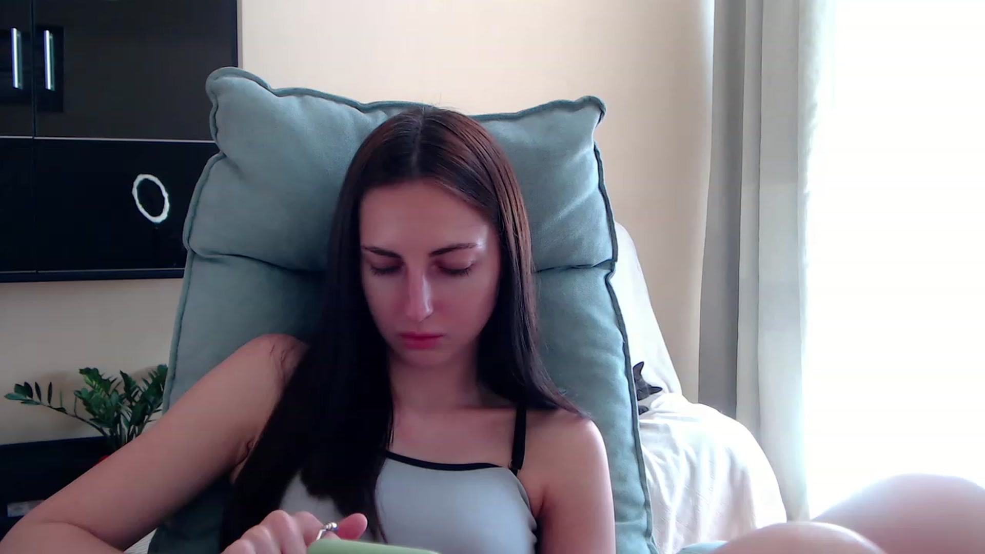 Gallery image thumbnail from AlinaJames's myfreecams stream on, 08/03/2023, 15:57 image 12 of 20