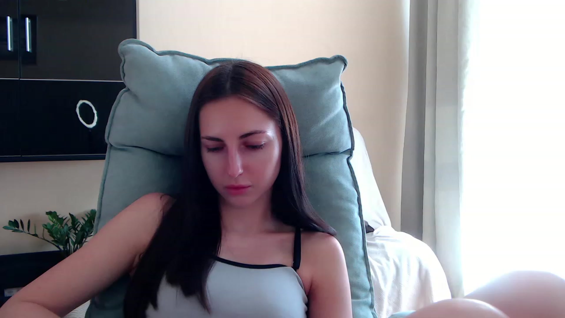 Gallery image thumbnail from AlinaJames's myfreecams stream on, 08/03/2023, 15:57 image 10 of 20