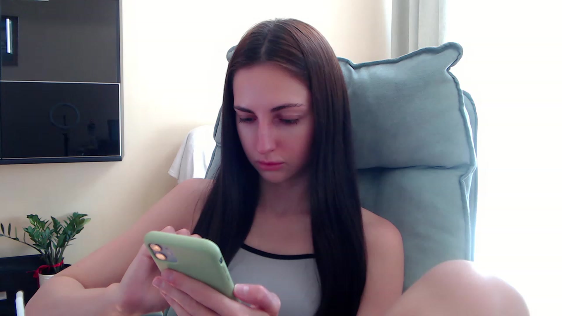 Gallery image thumbnail from AlinaJames's myfreecams stream on, 08/03/2023, 15:57 image 1 of 20