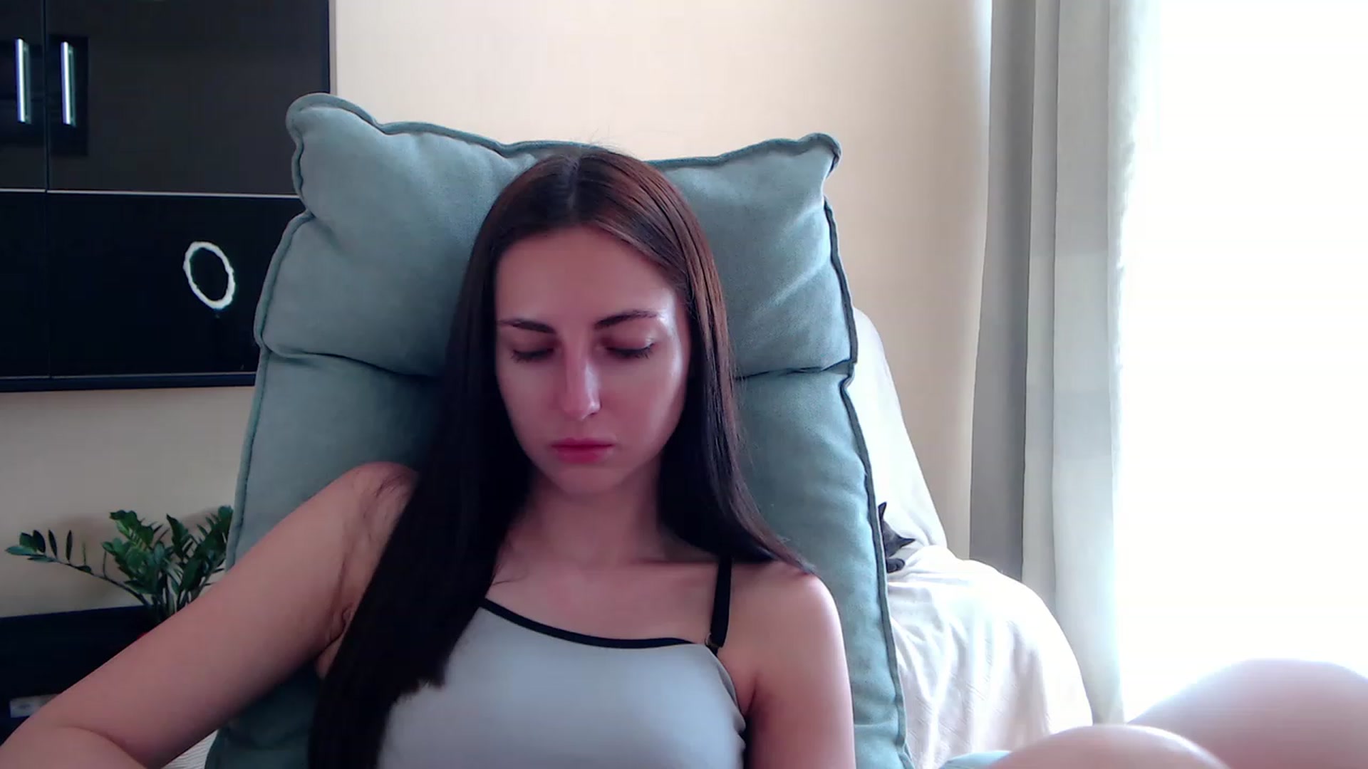 Gallery image thumbnail from AlinaJames's myfreecams stream on, 08/03/2023, 15:57 image 13 of 20