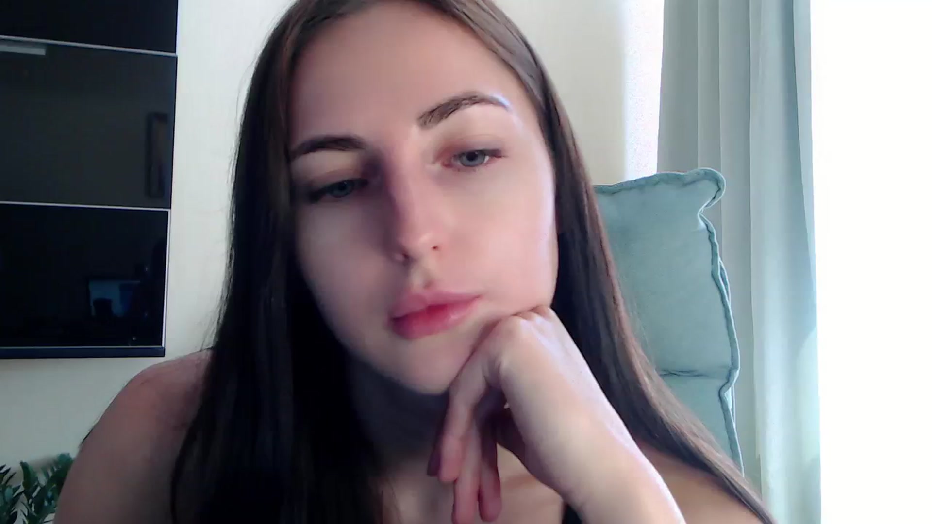 Gallery image thumbnail from AlinaJames's myfreecams stream on, 08/17/2023, 11:55 image 16 of 20