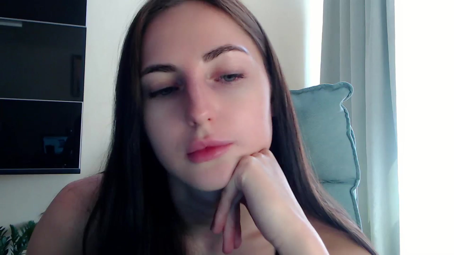 Gallery image thumbnail from AlinaJames's myfreecams stream on, 08/17/2023, 11:55 image 18 of 20