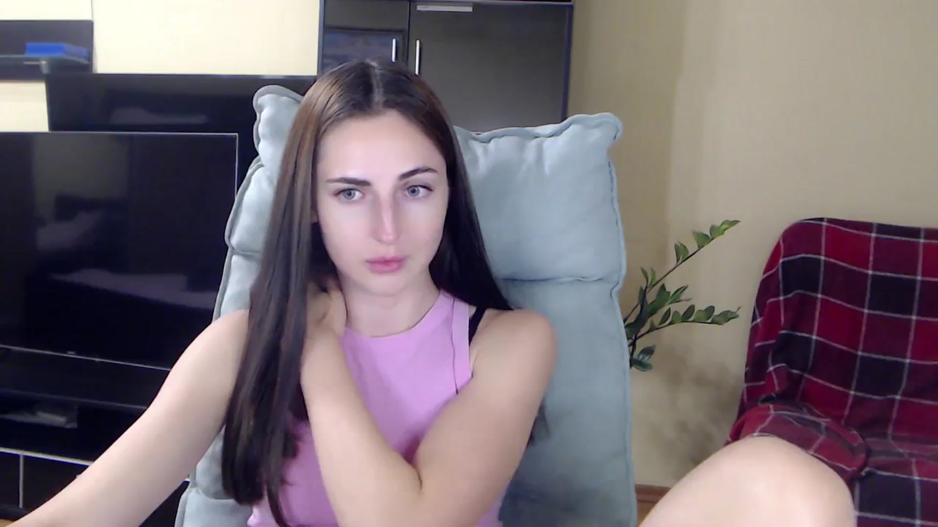 Gallery image thumbnail from AlinaJames's myfreecams stream on, 09/16/2023, 19:31 image 5 of 20