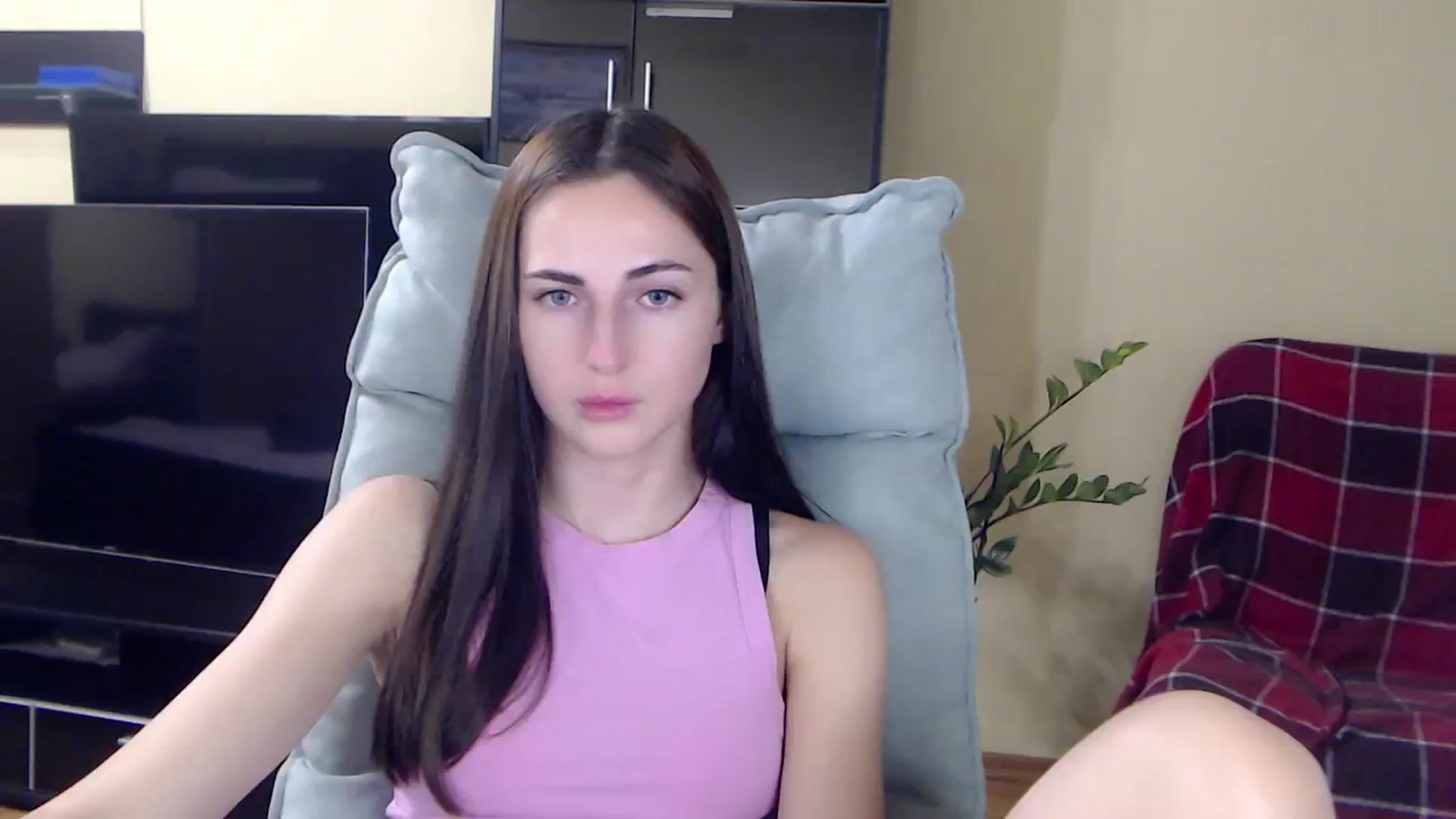 Gallery image thumbnail from AlinaJames's myfreecams stream on, 09/16/2023, 19:31 image 12 of 20